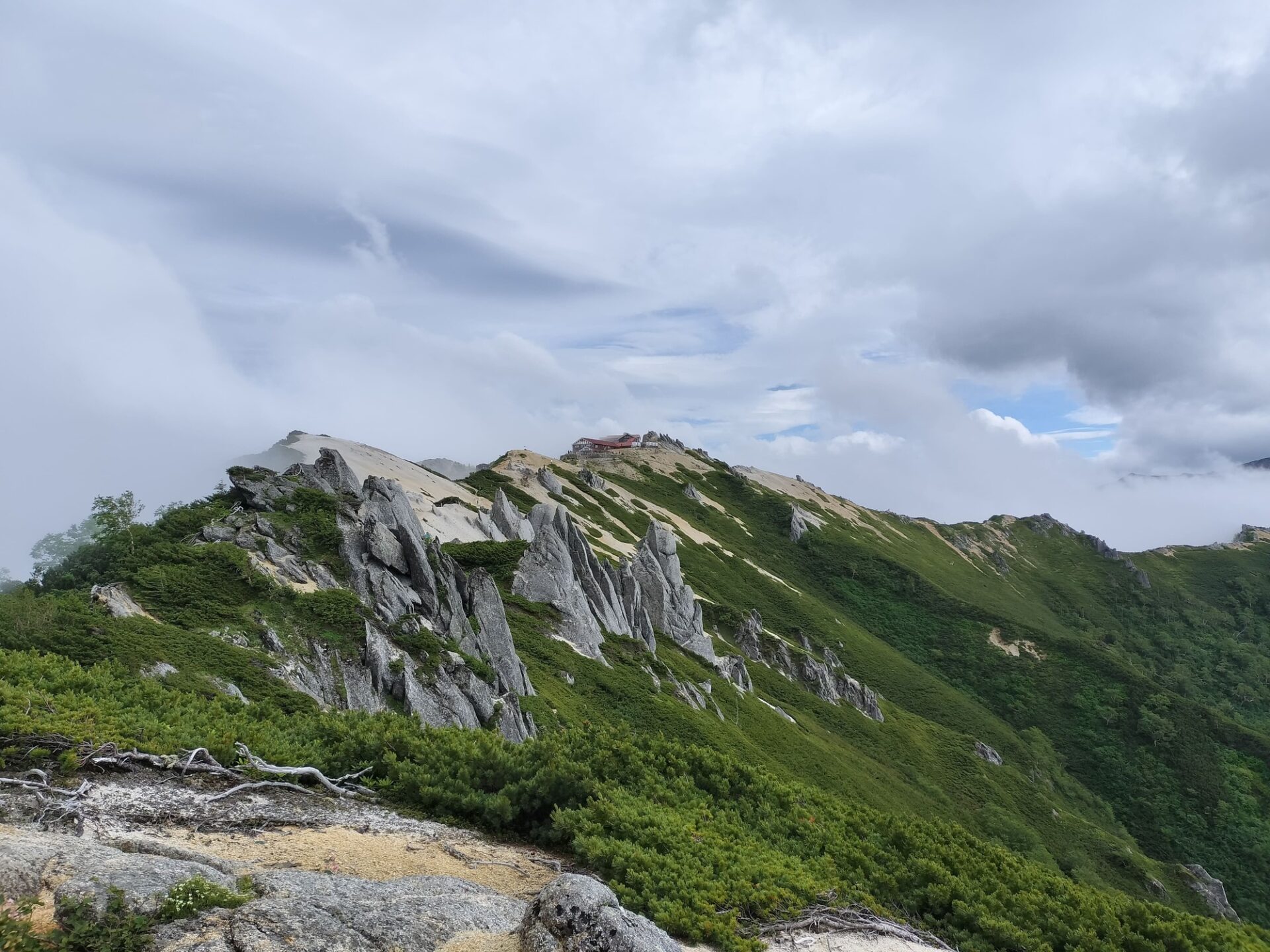 燕山荘