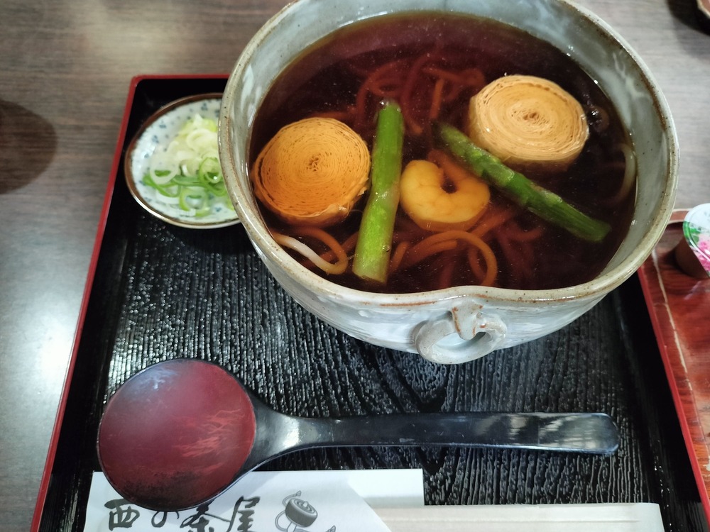 ゆば蕎麦。アスパラと海老入り