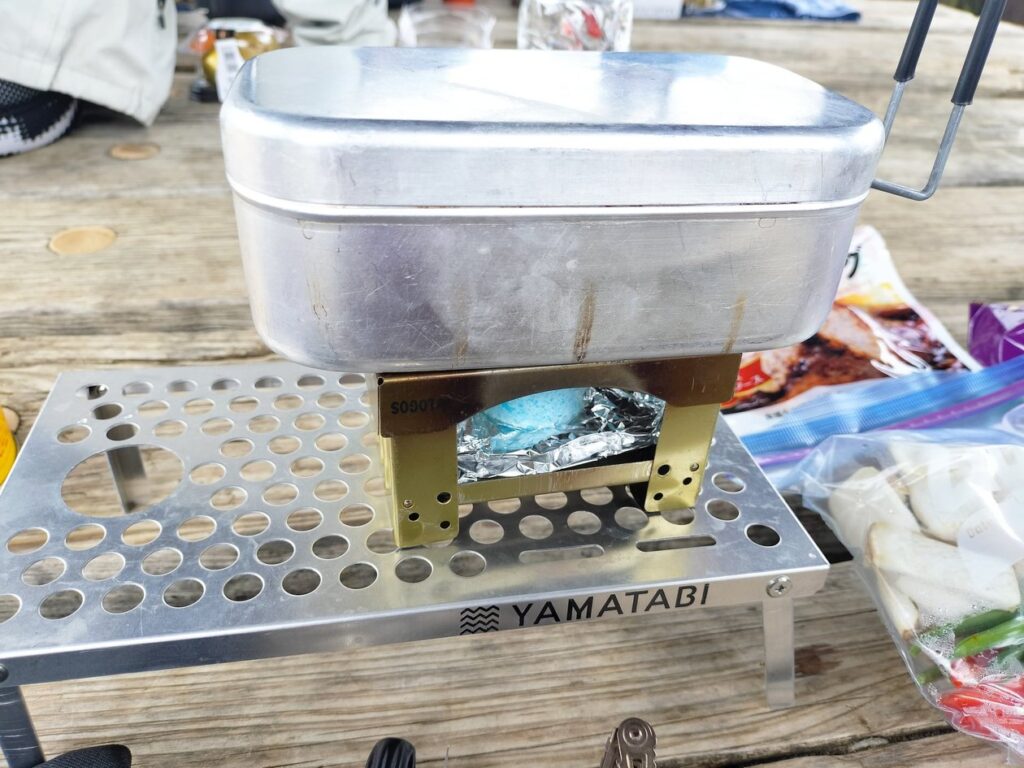 ULマルチテーブルでごはんを炊く